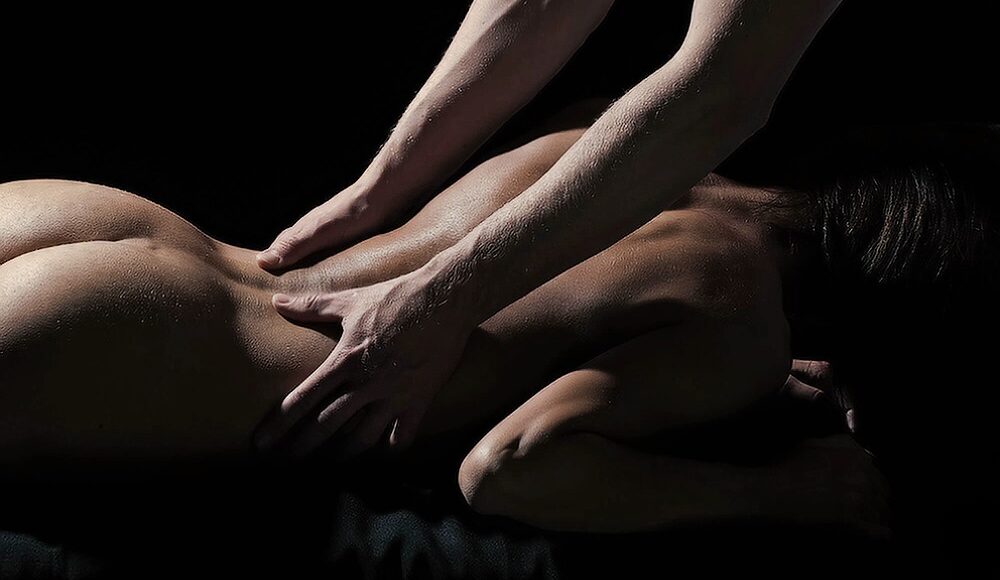Le massage érotique : un art du toucher pour une relaxation profonde et sensuelle